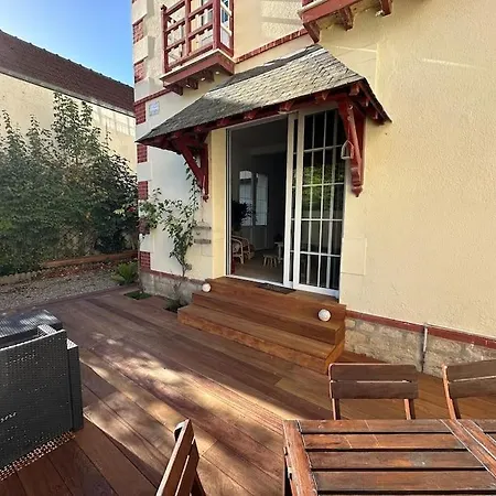 Ferienhaus Charmante Maison Cabourgeaise