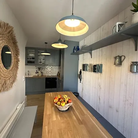 펜션 Charmante Maison Cabourgeaise